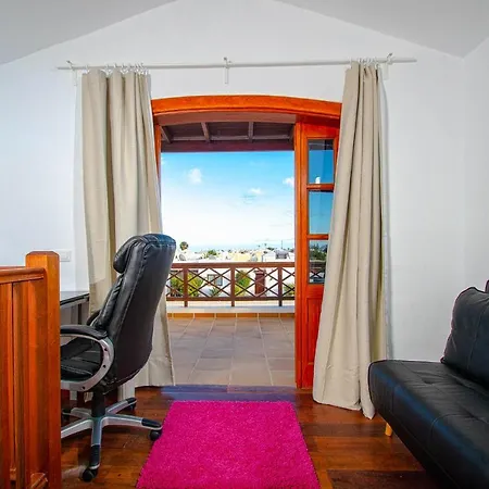 Villa Villas Violet Blue @lizard